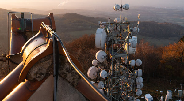 2021-11-06_Petr Zacharov_Milesovka_observator_krajina_interiery_fullres-59.jpg