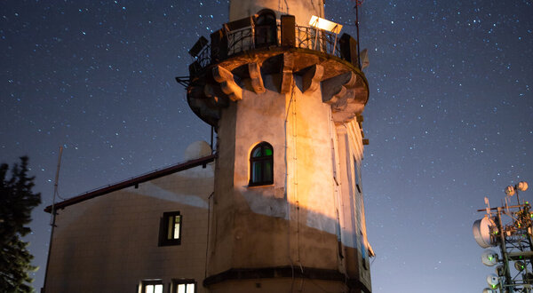 2021-11-06_Petr Zacharov_Milesovka_observator_krajina_interiery_fullres-85.jpg